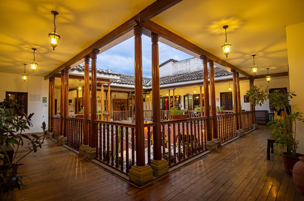 Viavia Cafe Ayacucho Hotel Exterior photo